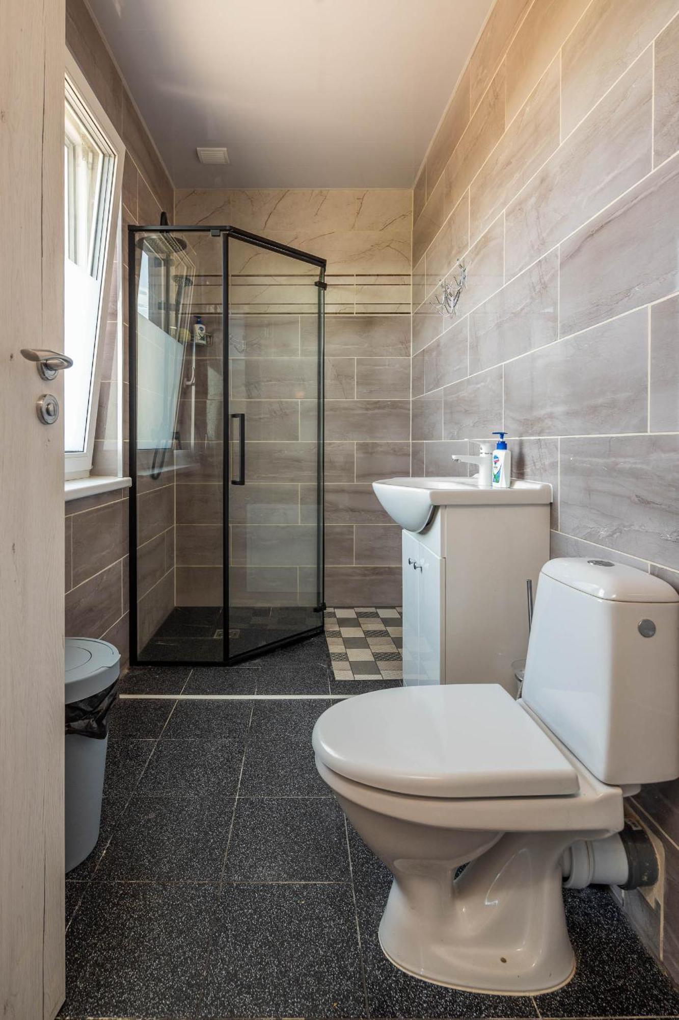 Kuren Hostel Karklė Eksteriør billede
